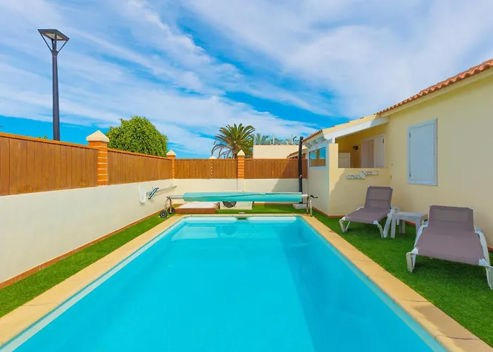 Private Villa With Heated Pool & Terrace See View